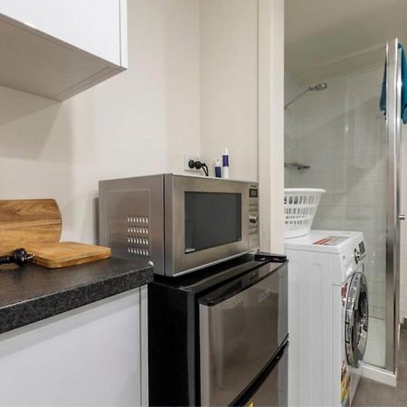Readyset Apartments On Anthony Melbourne Zewnętrze zdjęcie